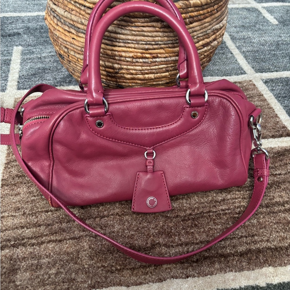 Elegant Pink Leather Handbag
